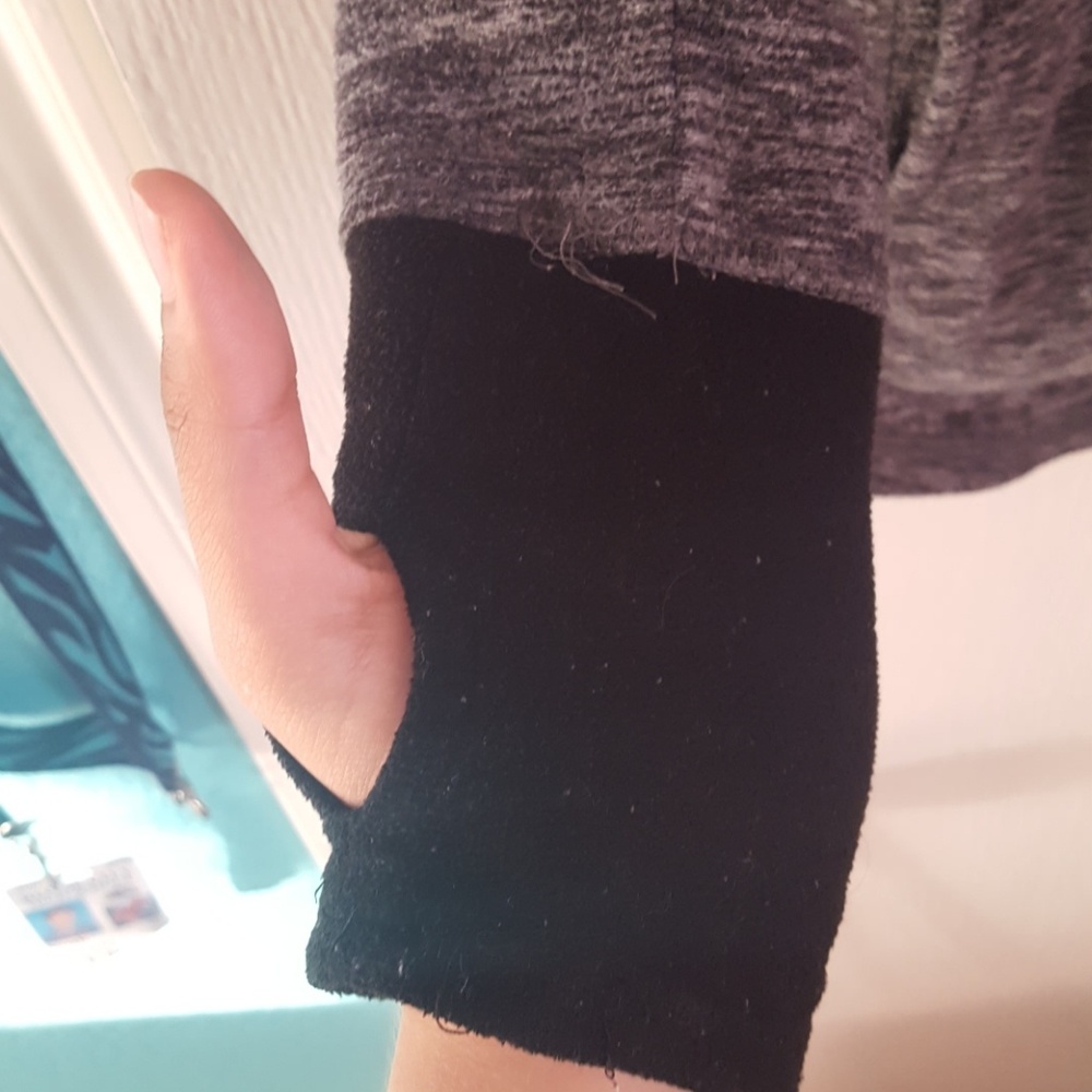 Fleece pullover - Picture 2 of 5